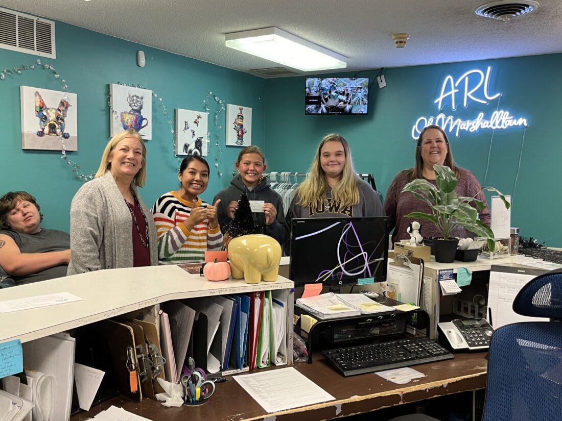 BCLUW Middle School students deliver sweet support to local Animal Rescue League | News, Sports, Jobs - Vimarsana News
